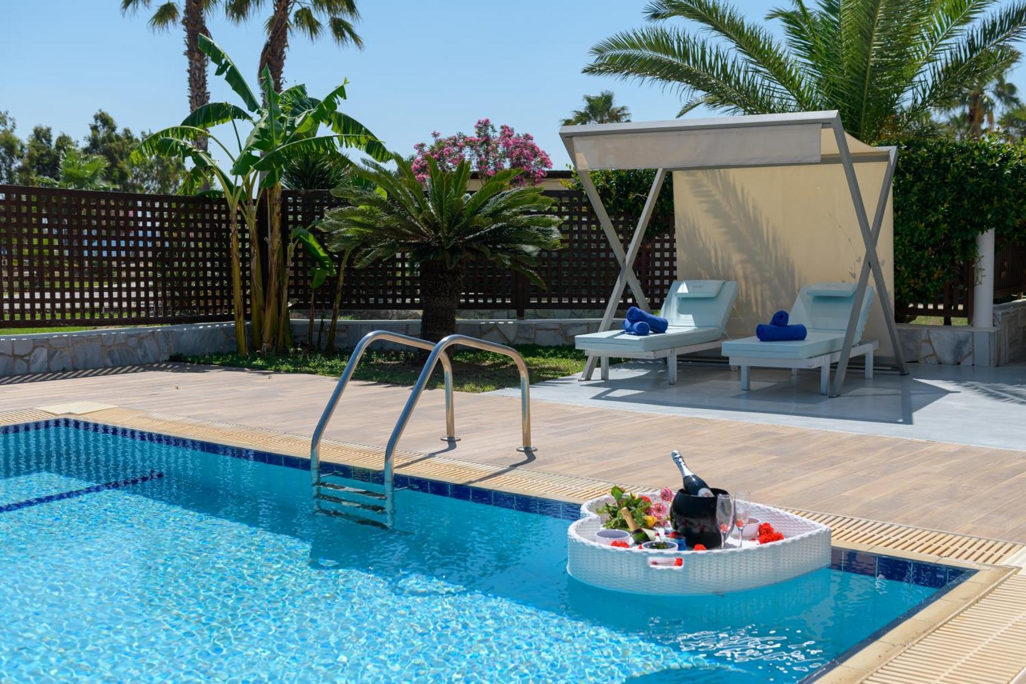 Natura Park Village & Psalidi (Kos)